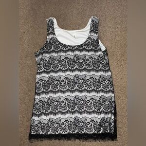 Studio y size M black lace tank top new